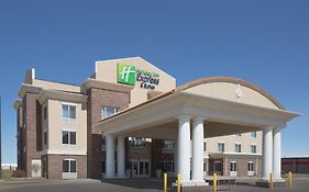 Holiday Inn Express Hotel & Suites Minot South By Ihg